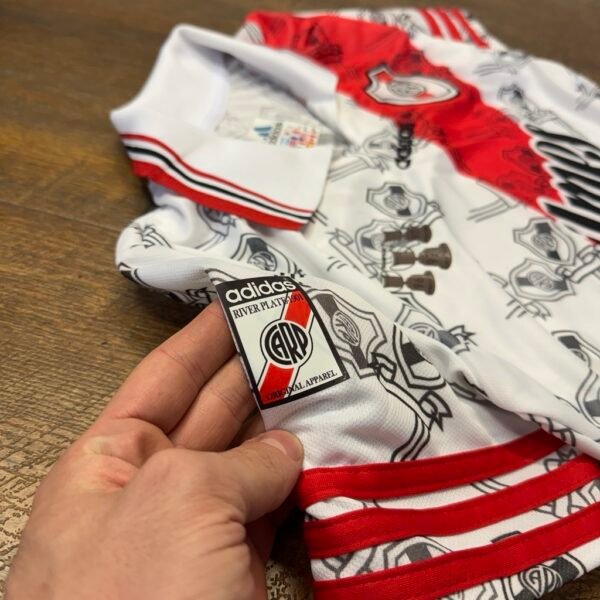 Remera Retro River Plate 1996 - Image 3