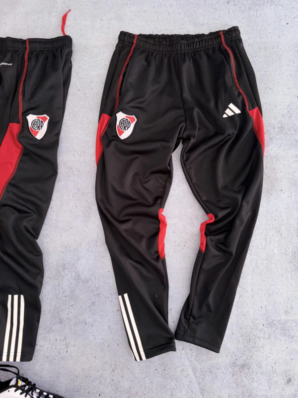 Jogging River Plate Titular 2024/25 - Image 2