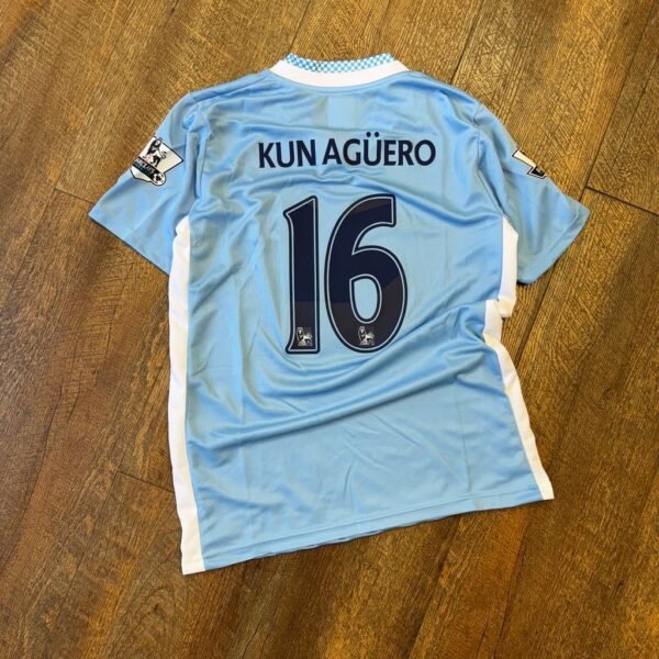 Manchester City Kun Agüero Retro - Image 2